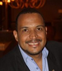 Dr. Luis Blanco : Profesor